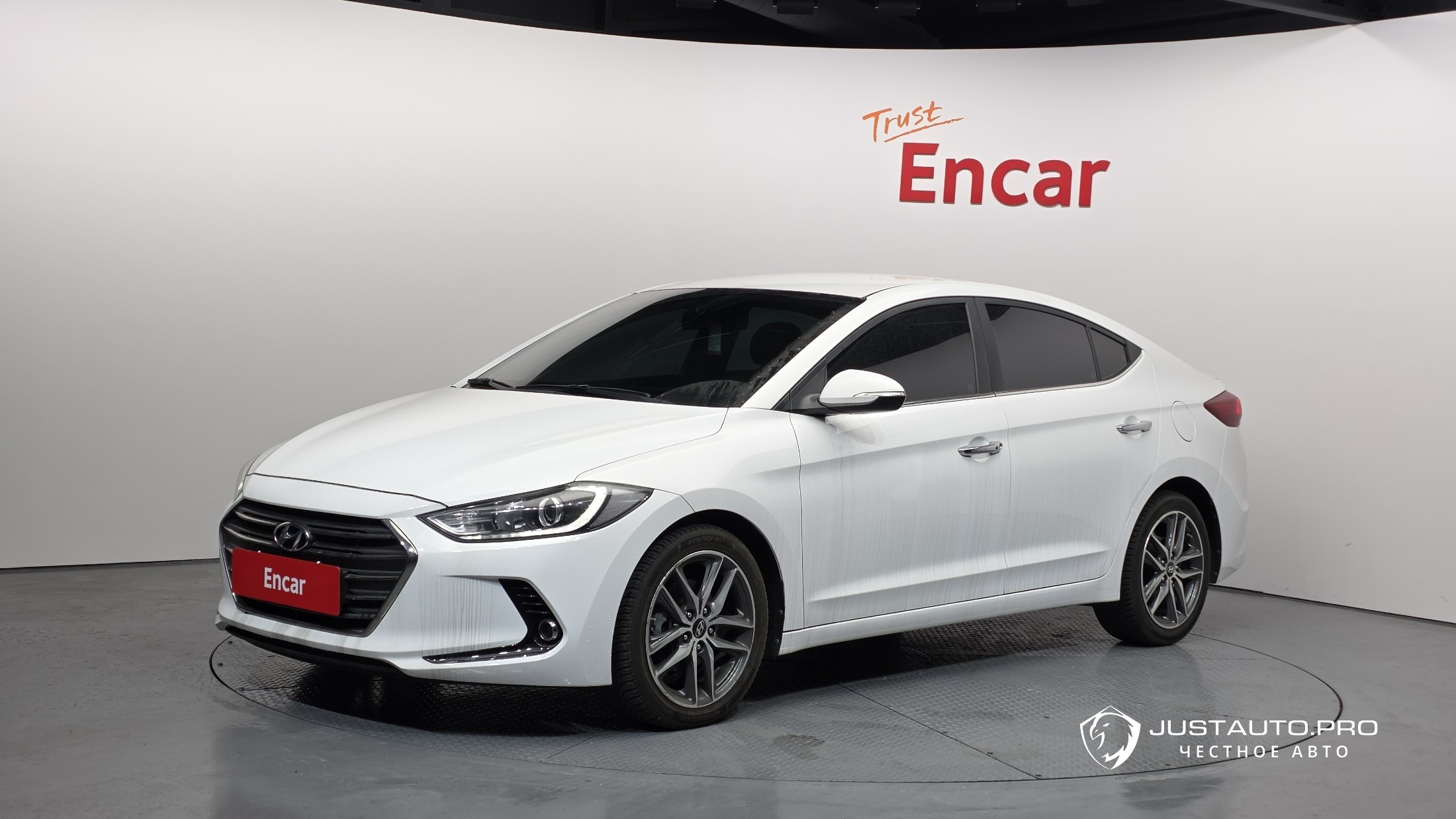 Автомобиль Hyundai AVANTE