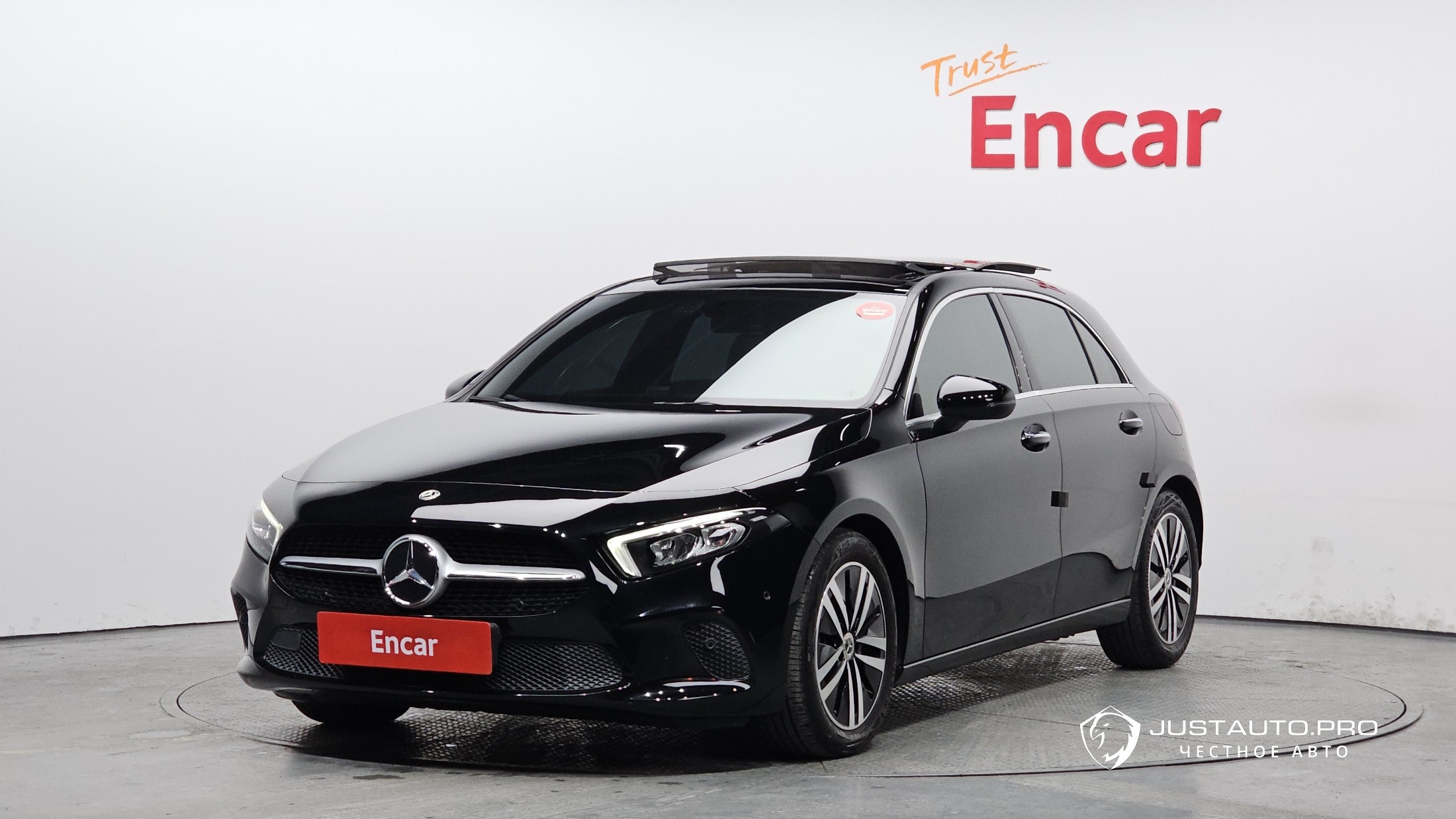 Автомобиль Mercedes-Benz A-Class