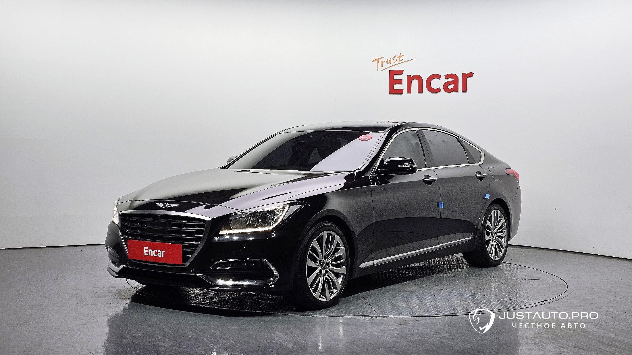 Автомобиль Genesis G80