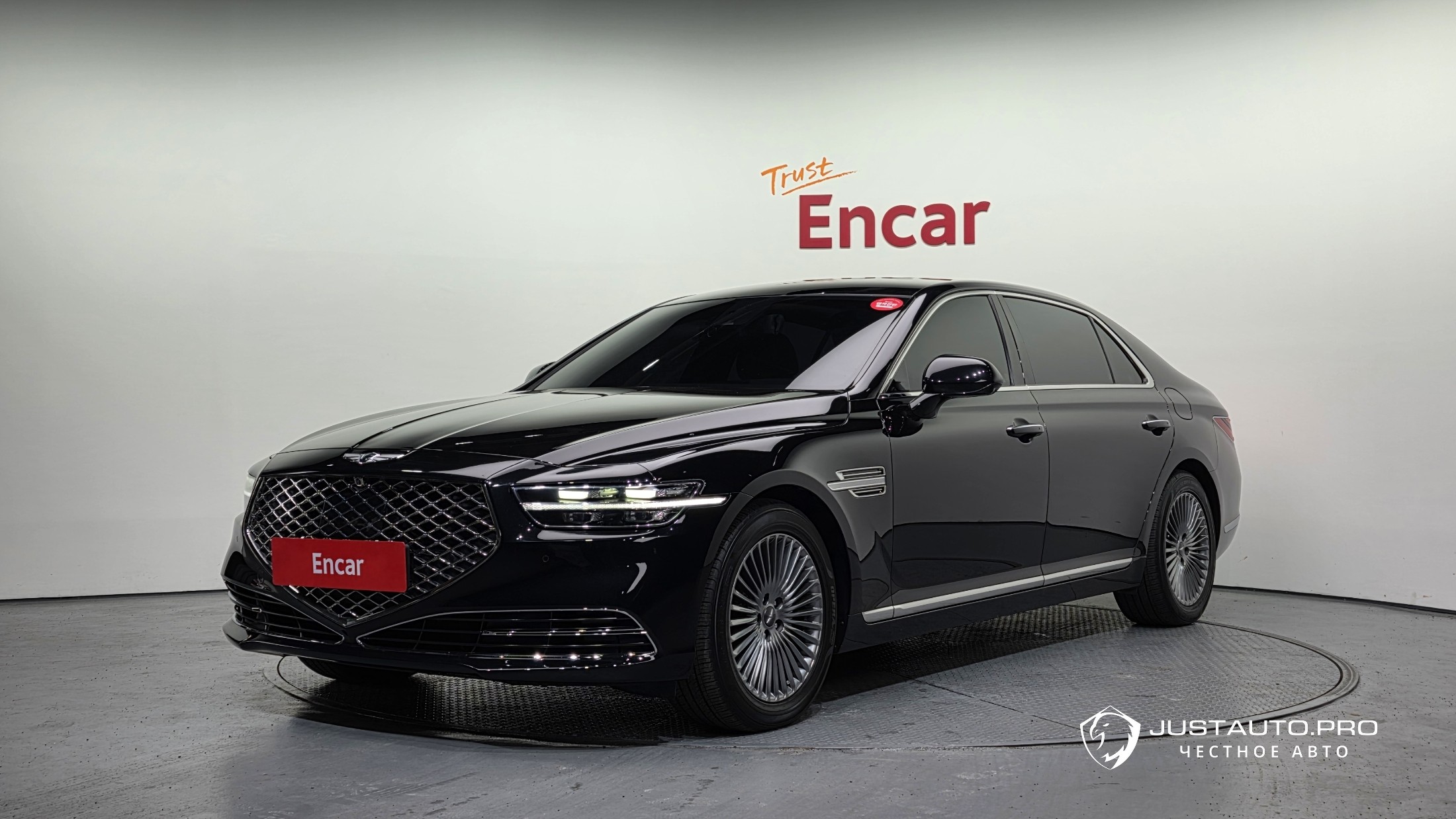 Автомобиль Genesis G90