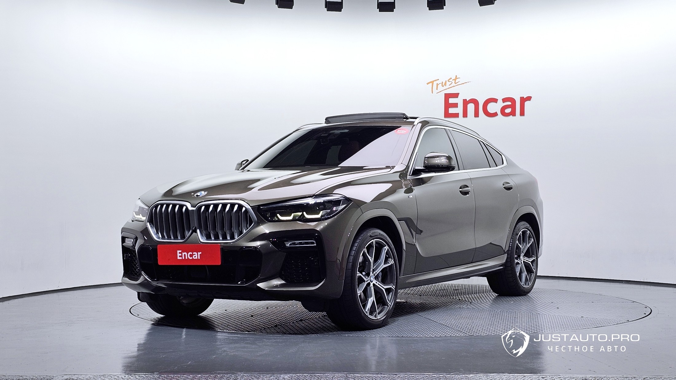 Автомобиль BMW X6