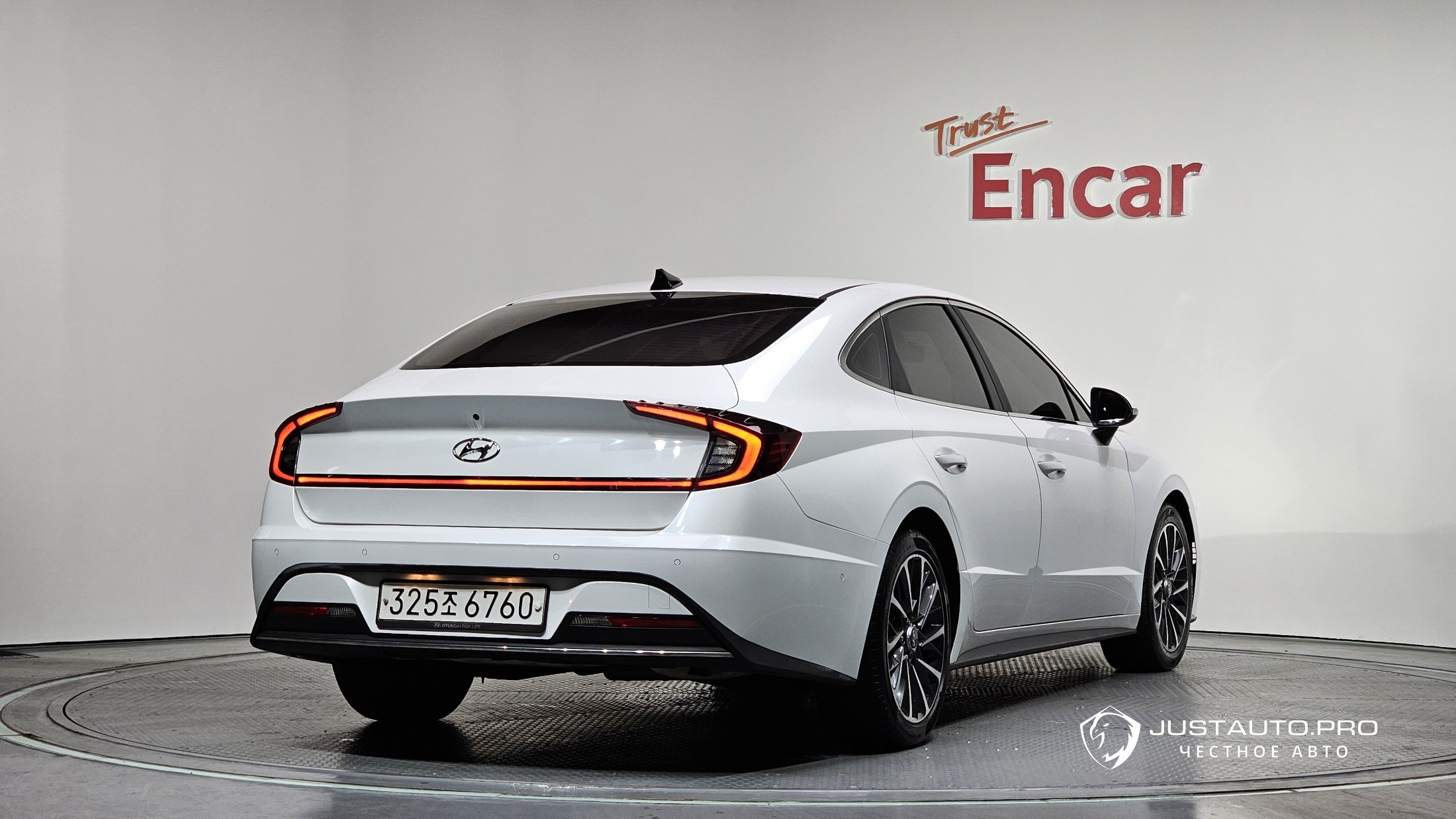 Автомобиль Hyundai Sonata