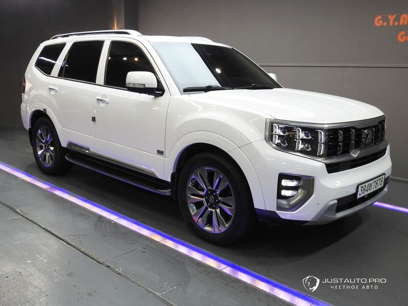 Автомобиль Kia Mohave