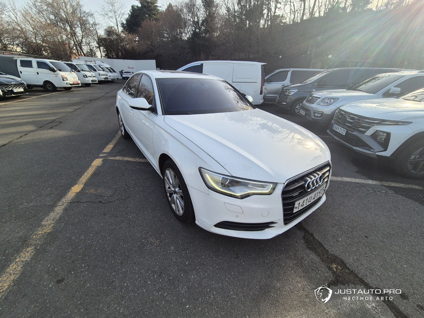 Автомобиль Audi A6