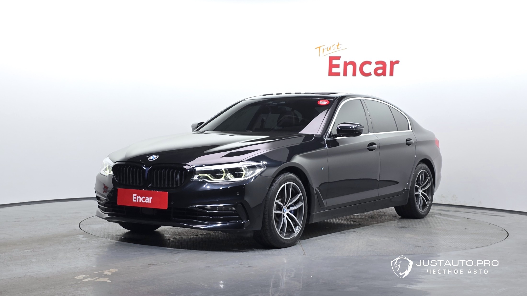 Автомобиль BMW 5-Series