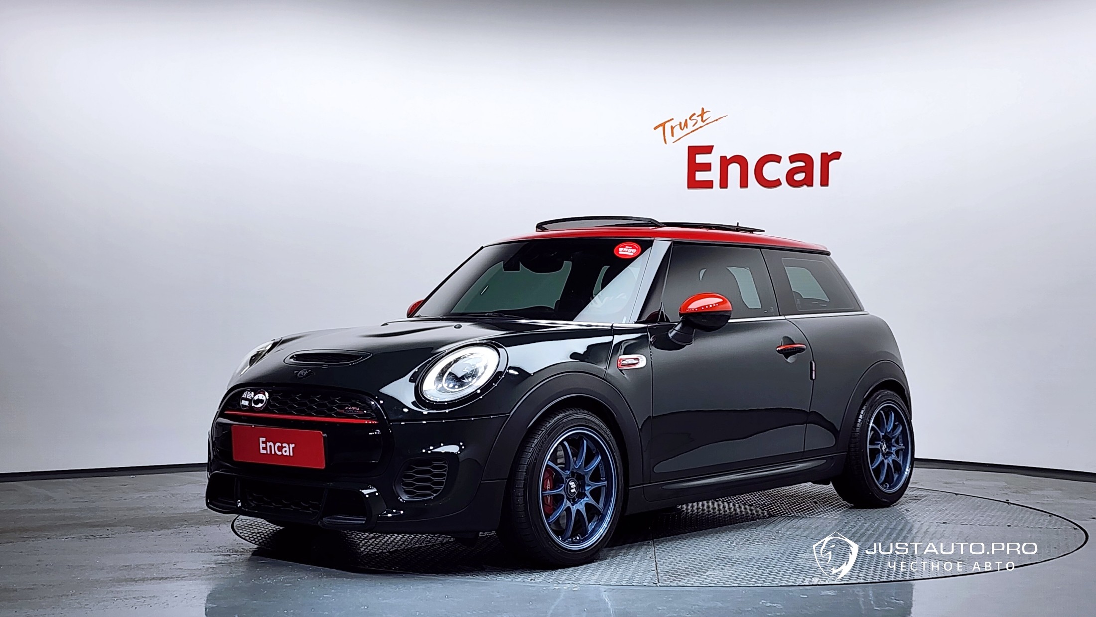 Автомобиль Mini Cooper