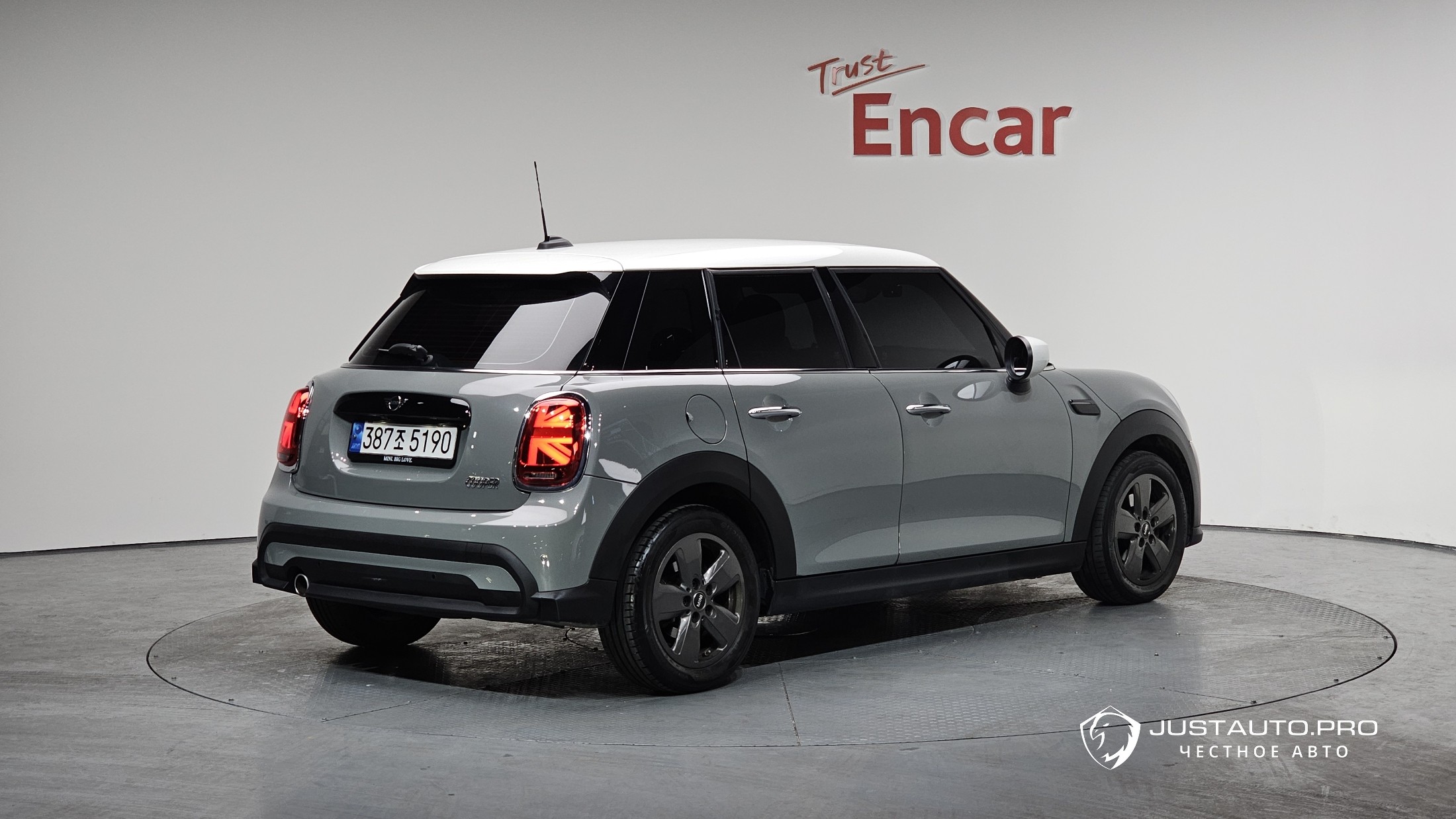 Автомобиль Mini Cooper