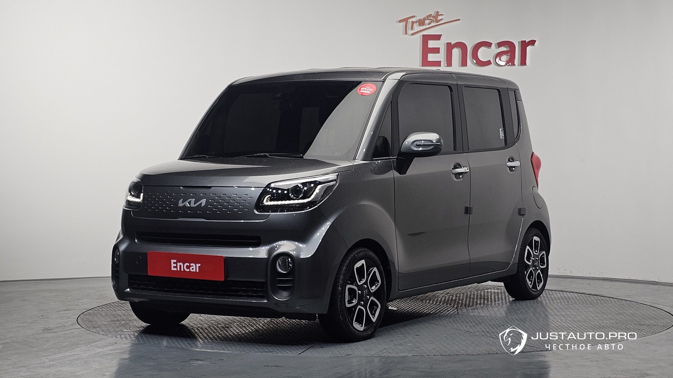 Автомобиль Kia RAY