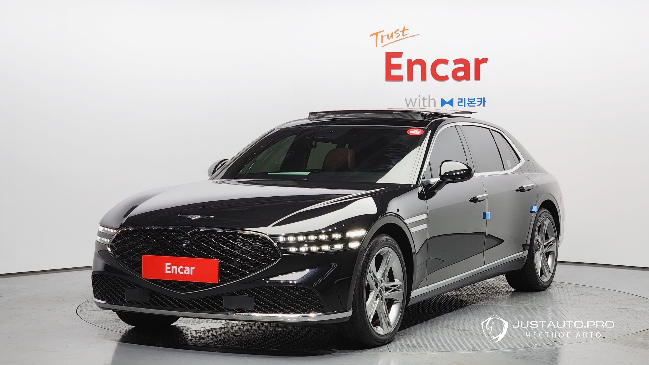 Автомобиль Genesis G90