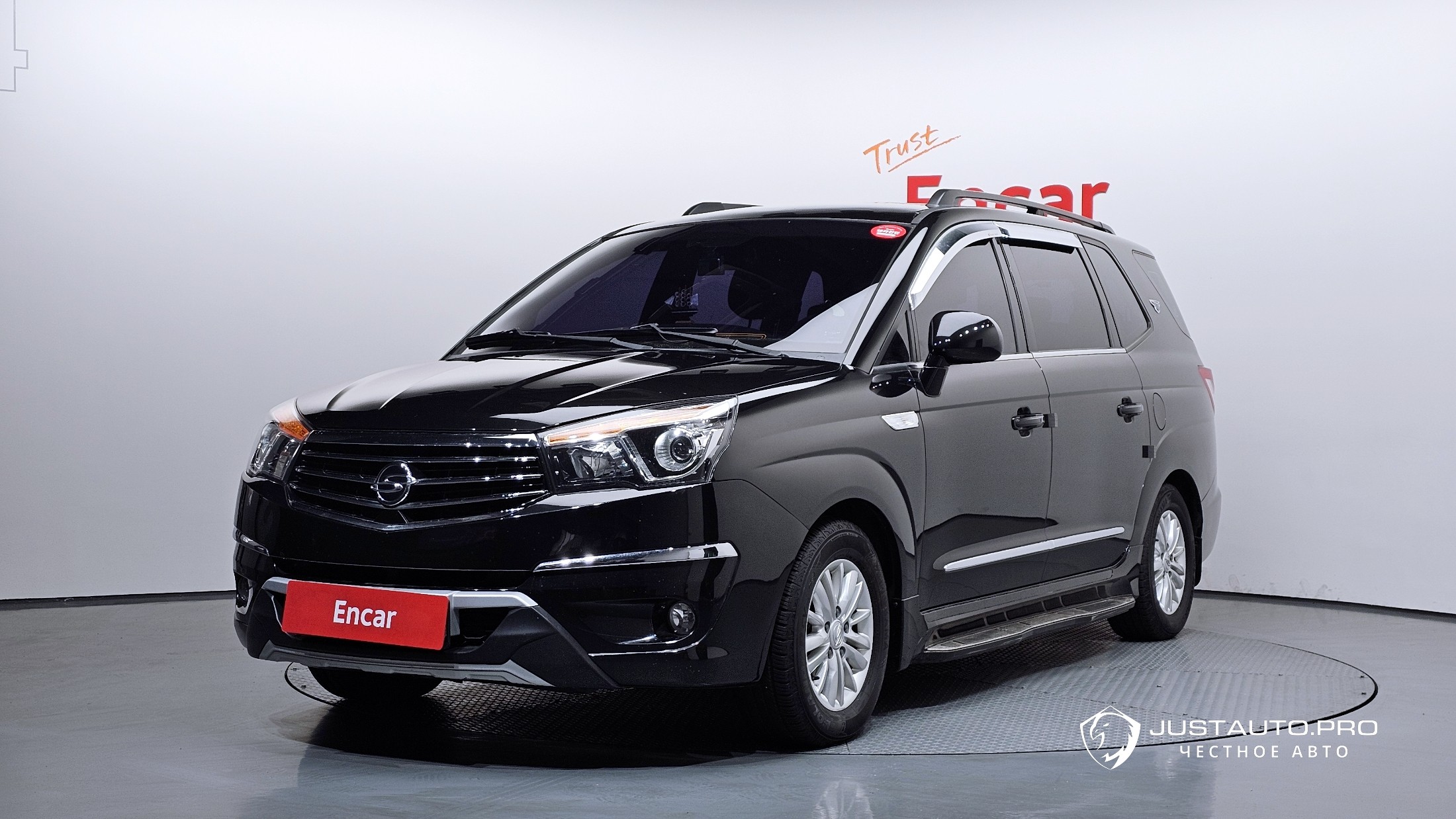 Автомобиль KG_Mobility_Ssangyong KORANDO