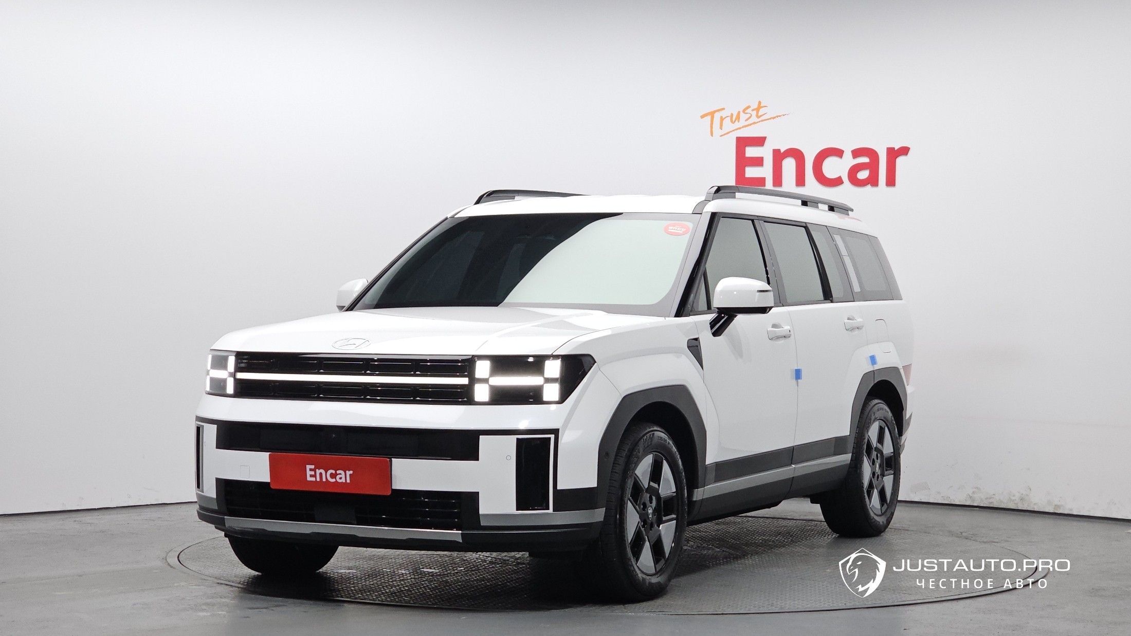 Автомобиль Hyundai Santafe