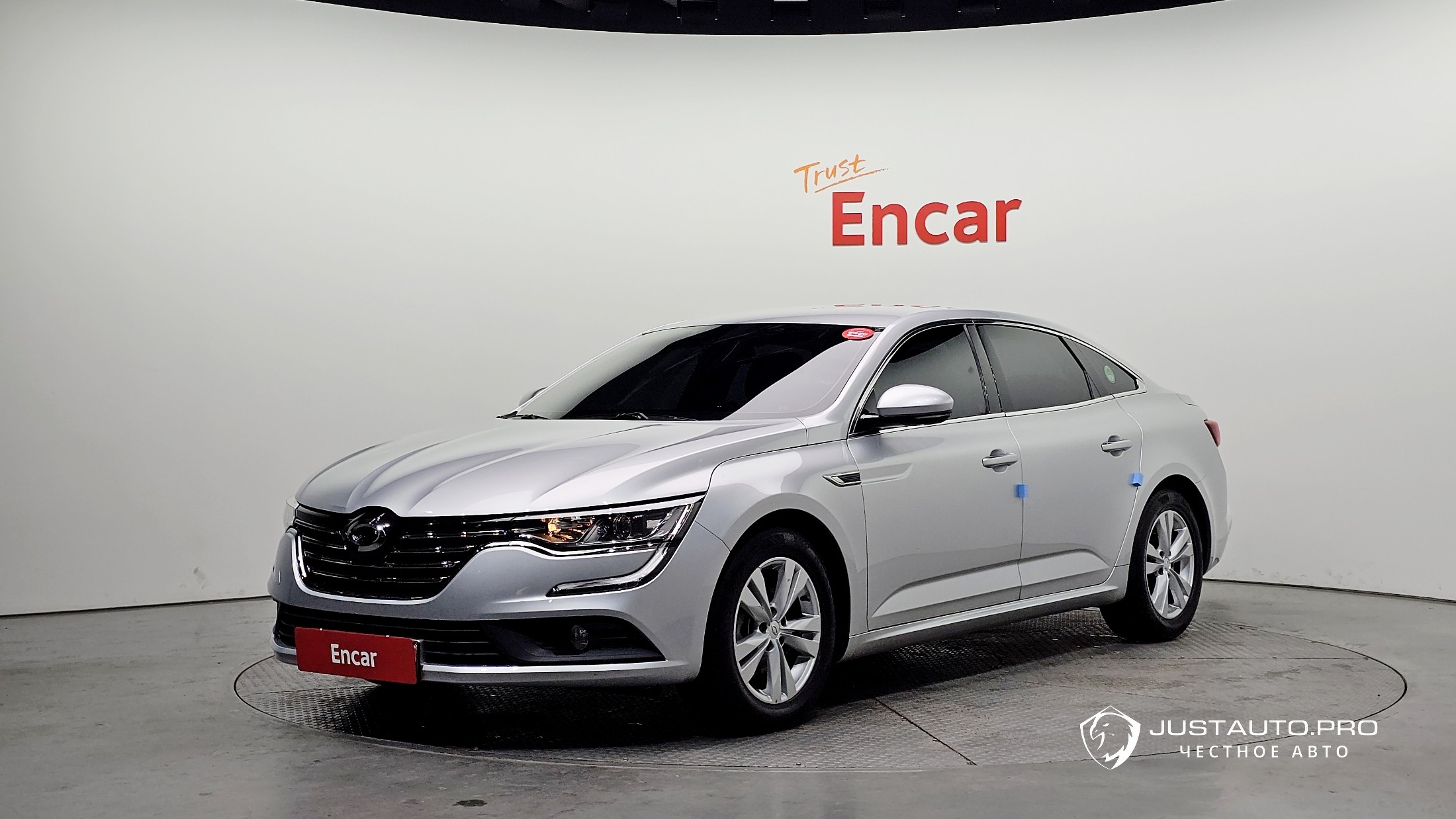 Автомобиль Renault-KoreaSamsung SM6