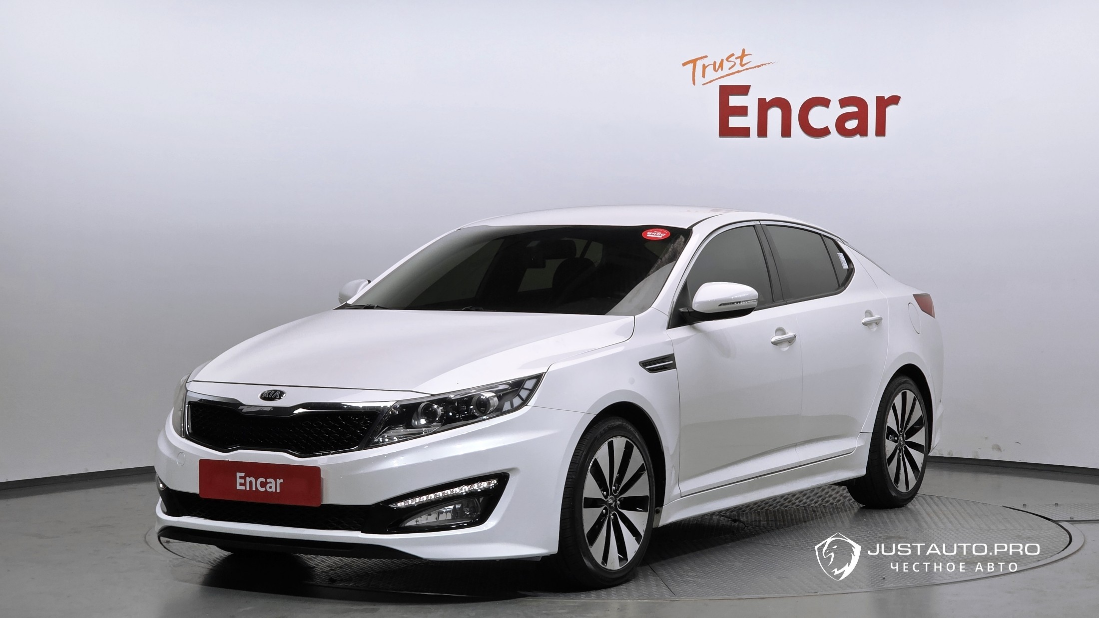 Автомобиль Kia K5