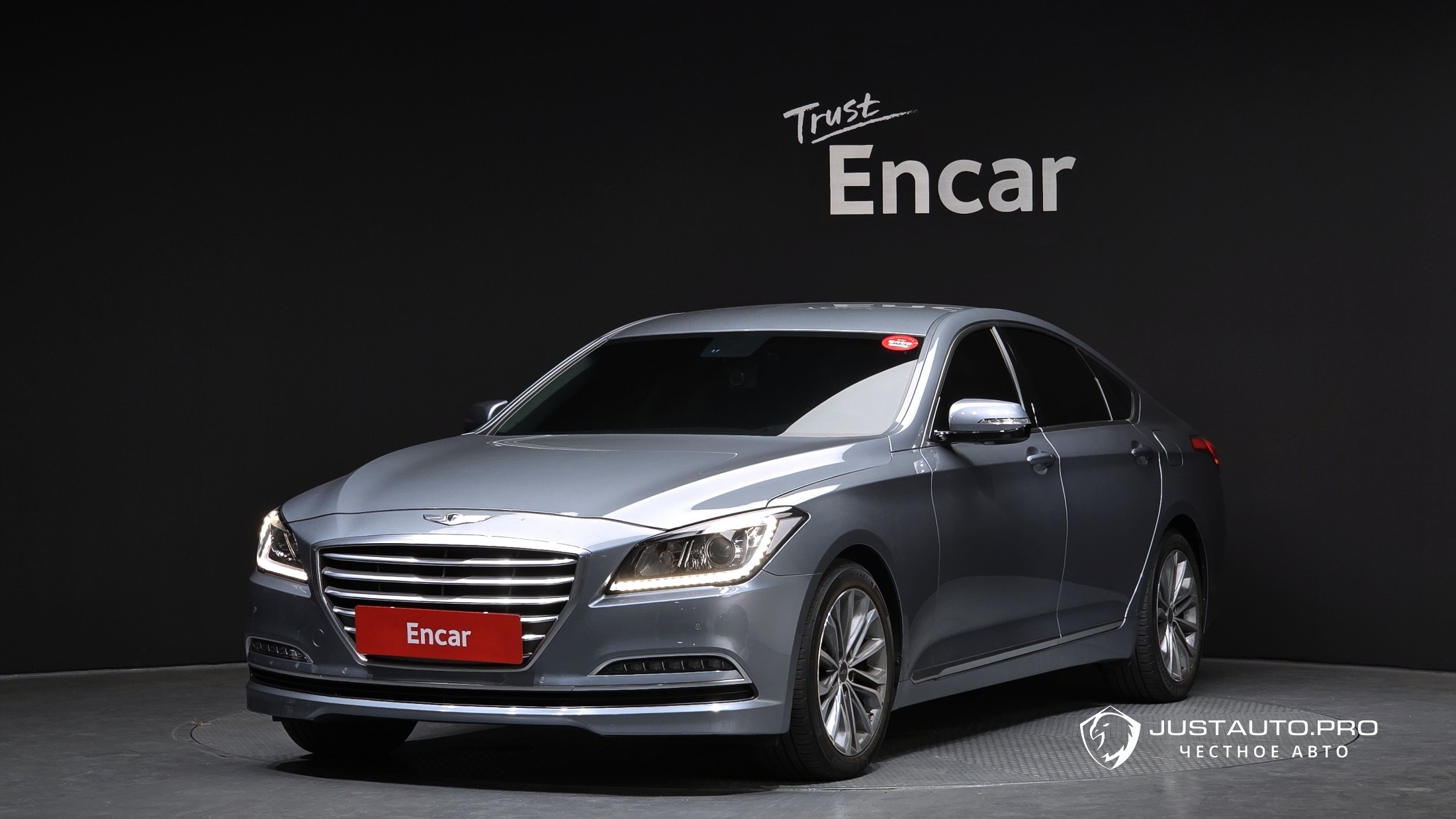 Автомобиль Hyundai Genesis