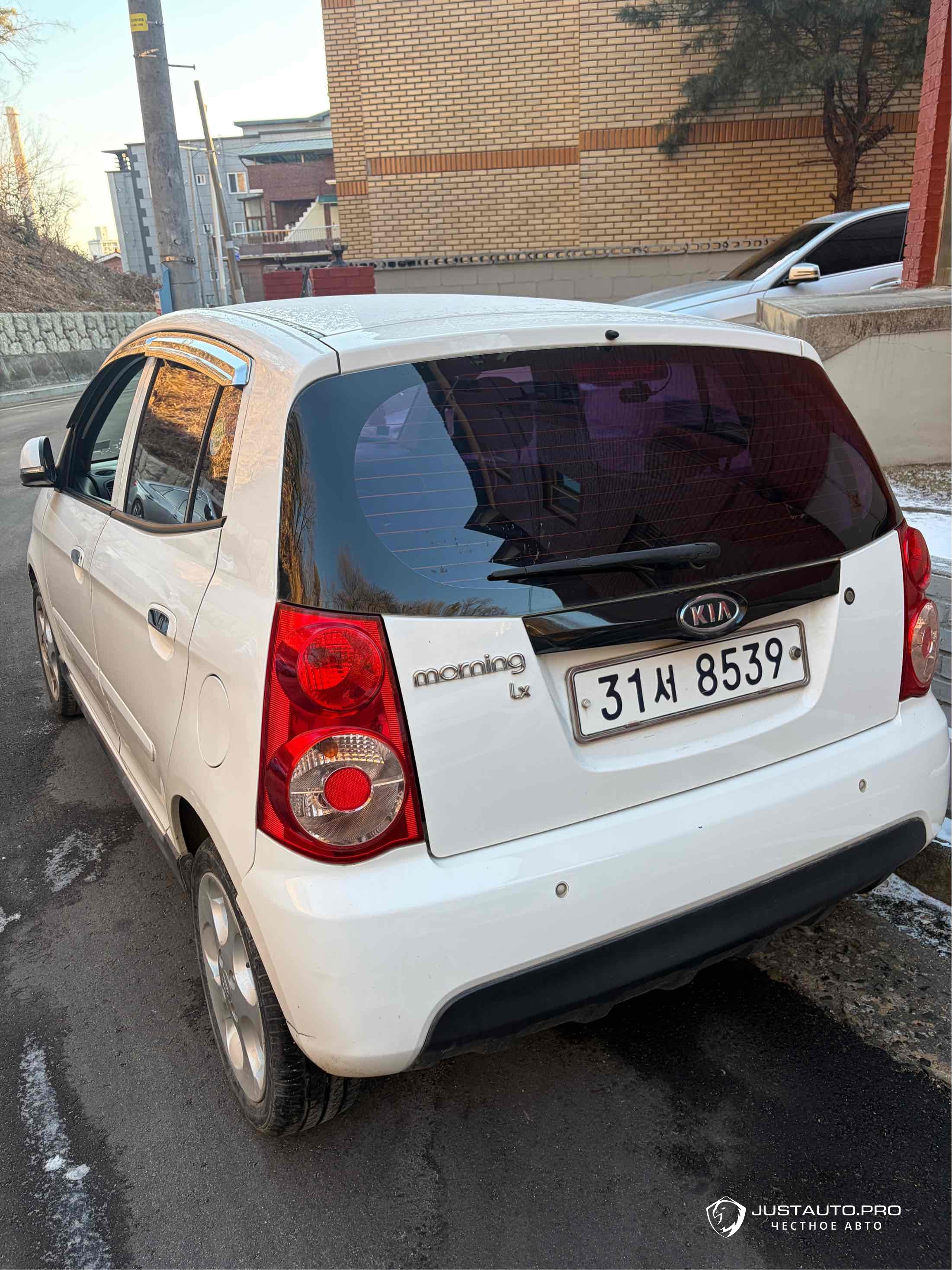 Автомобиль Kia morning