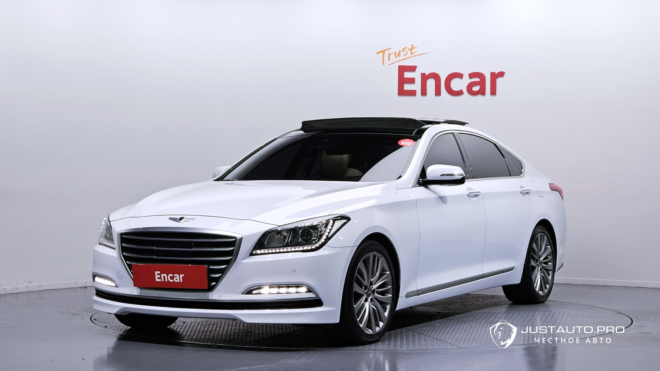 Автомобиль Hyundai Genesis