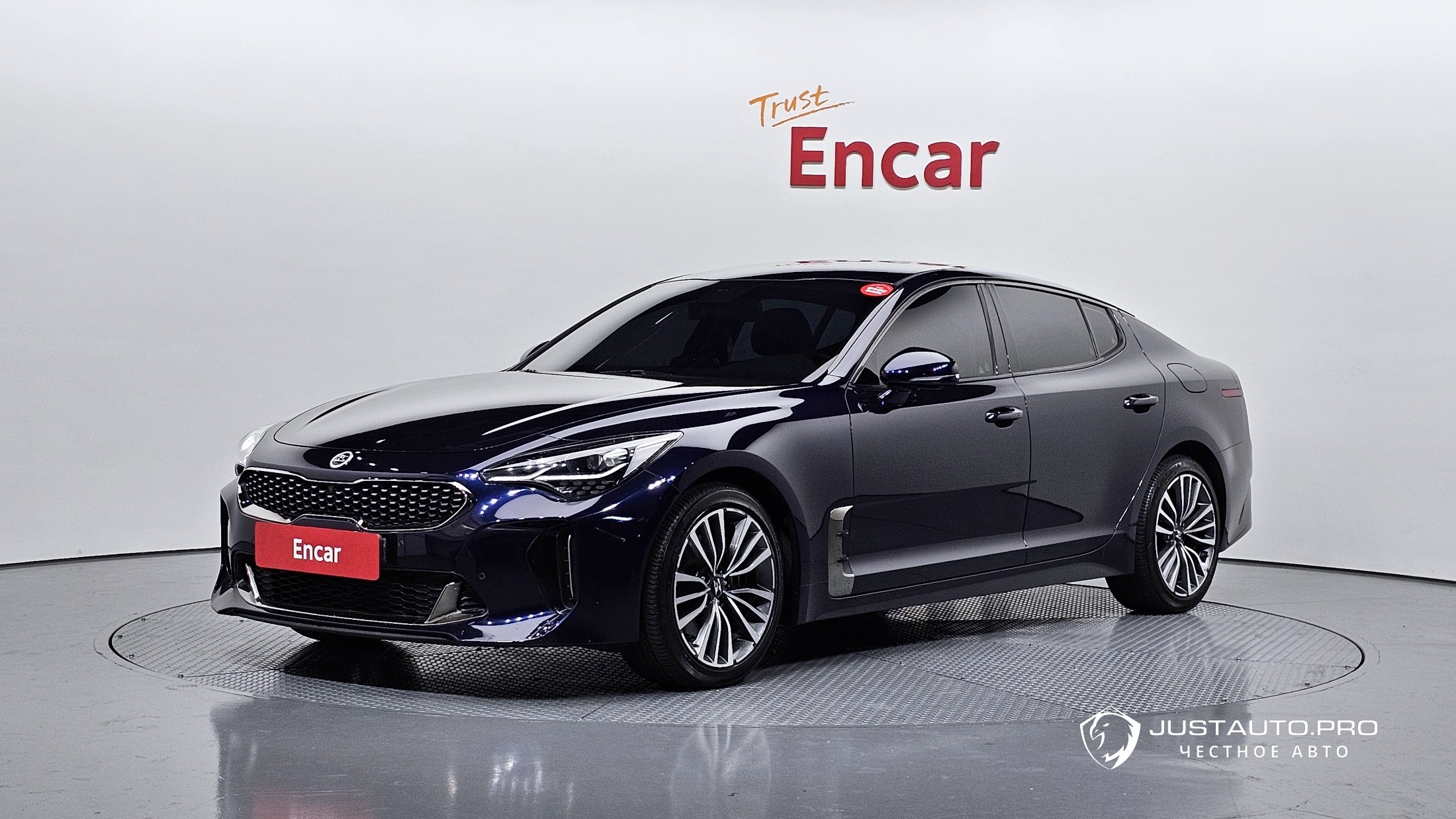 Автомобиль Kia Stinger