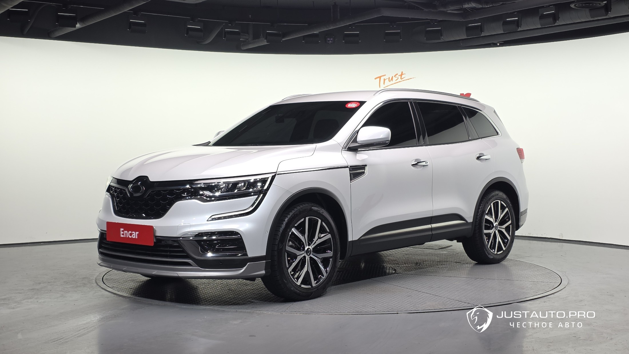 Автомобиль Renault-KoreaSamsung QM6