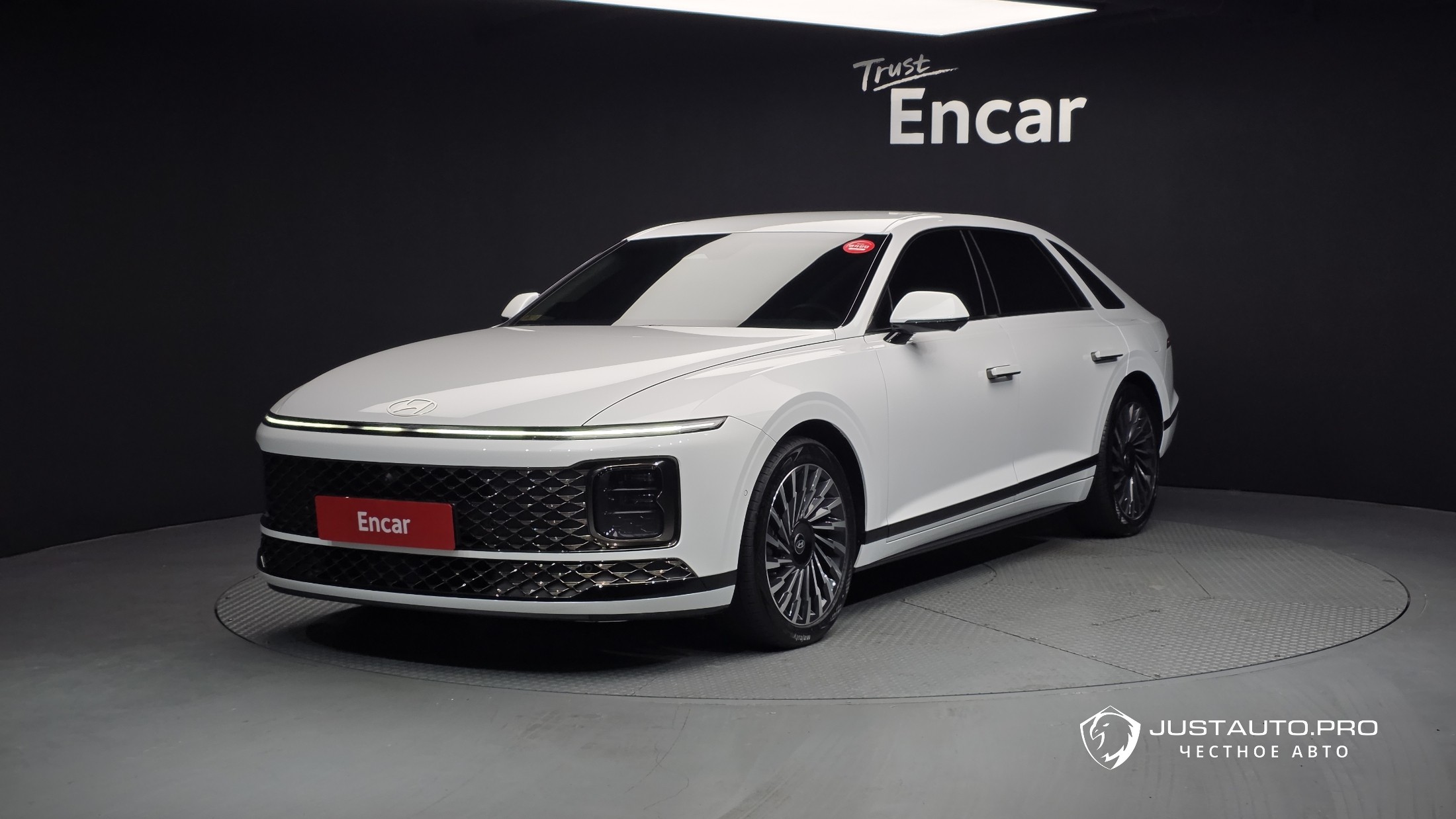 Автомобиль Hyundai Grandeur