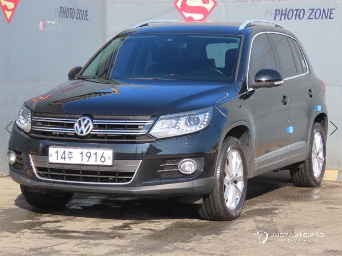 Автомобиль Volkswagen Tiguan