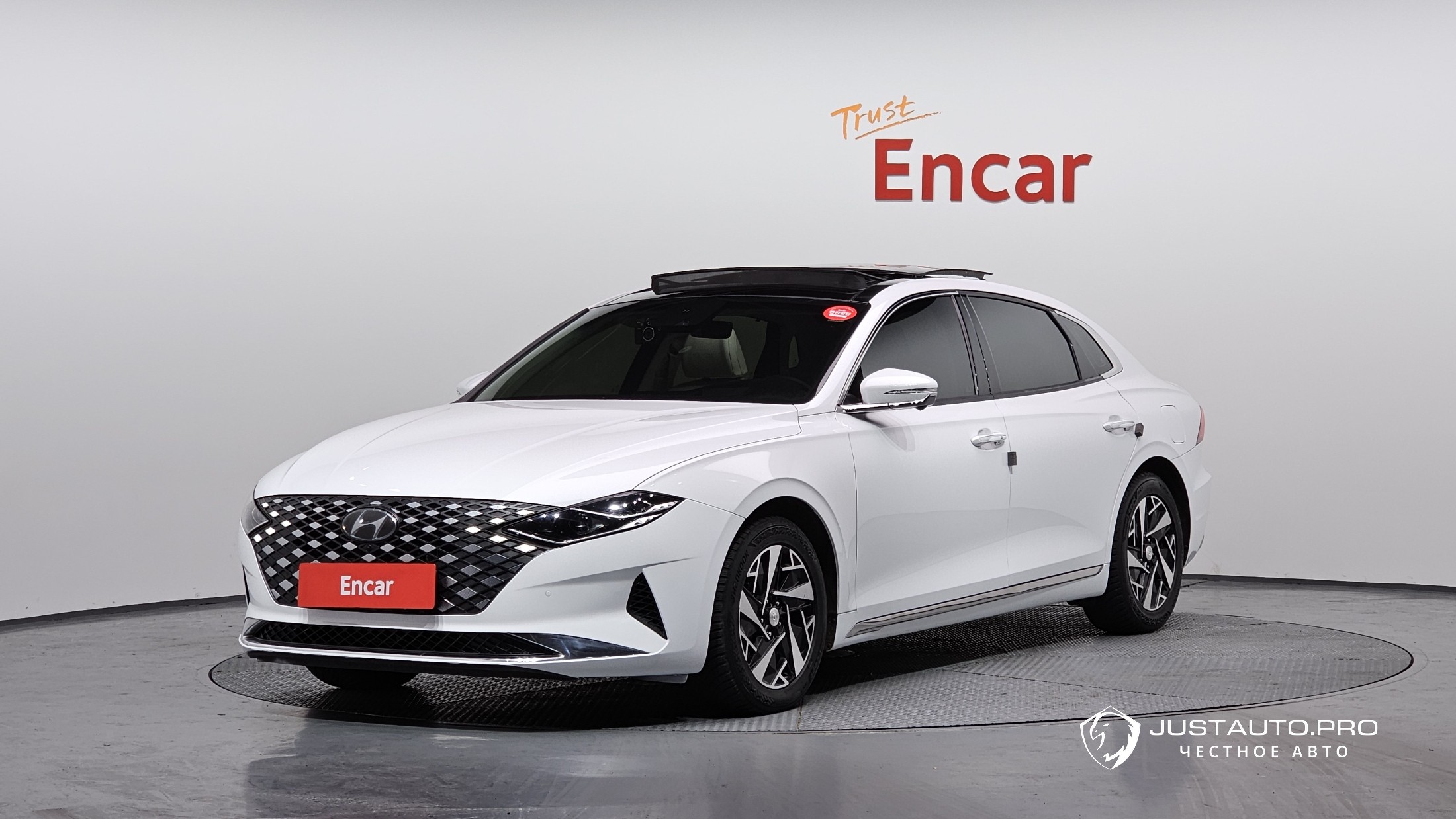 Автомобиль Hyundai Grandeur