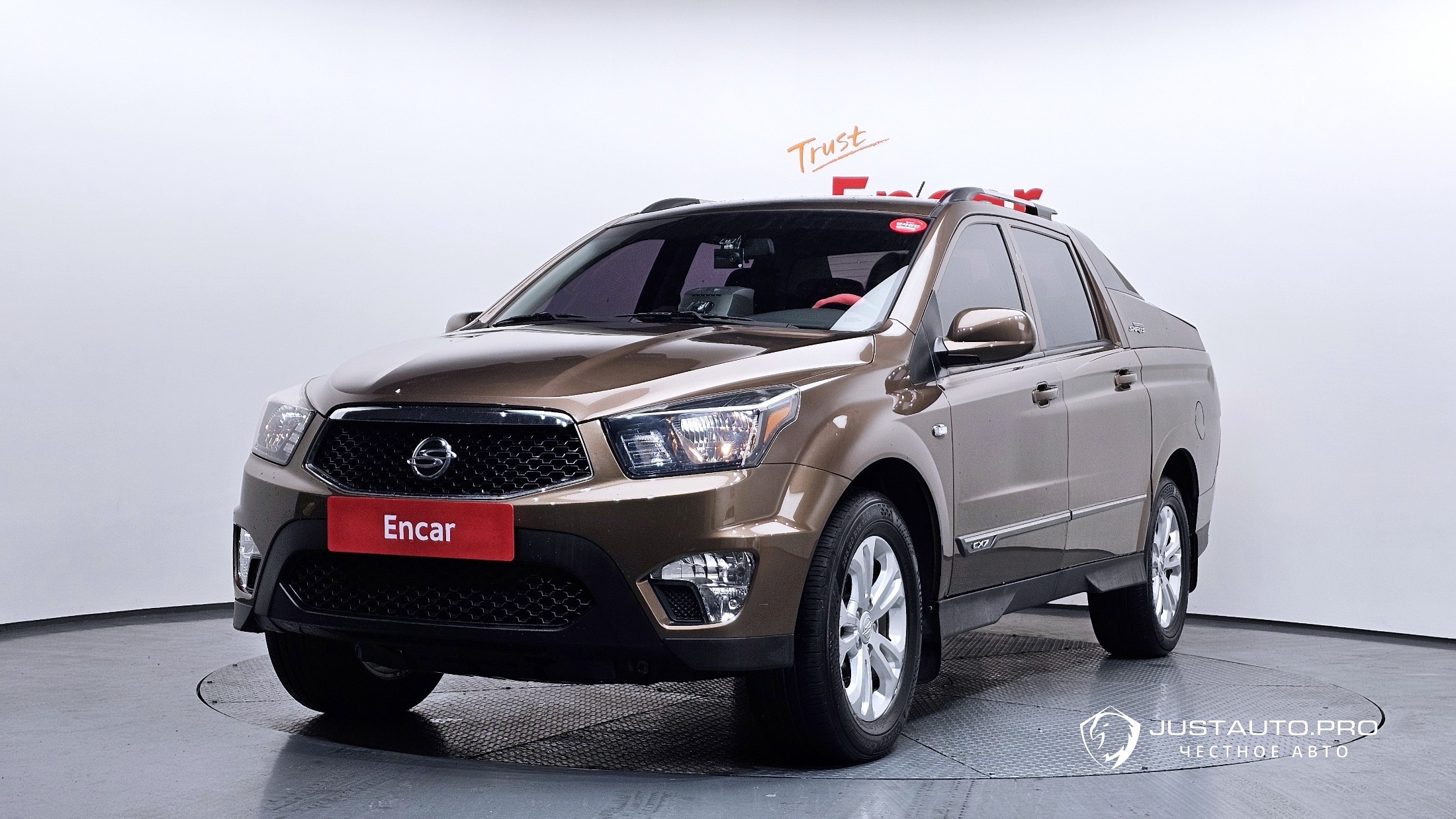 Автомобиль KG_Mobility_Ssangyong KORANDO