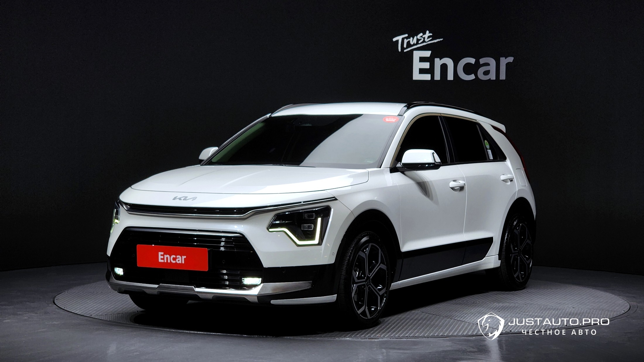 Автомобиль Kia Niro