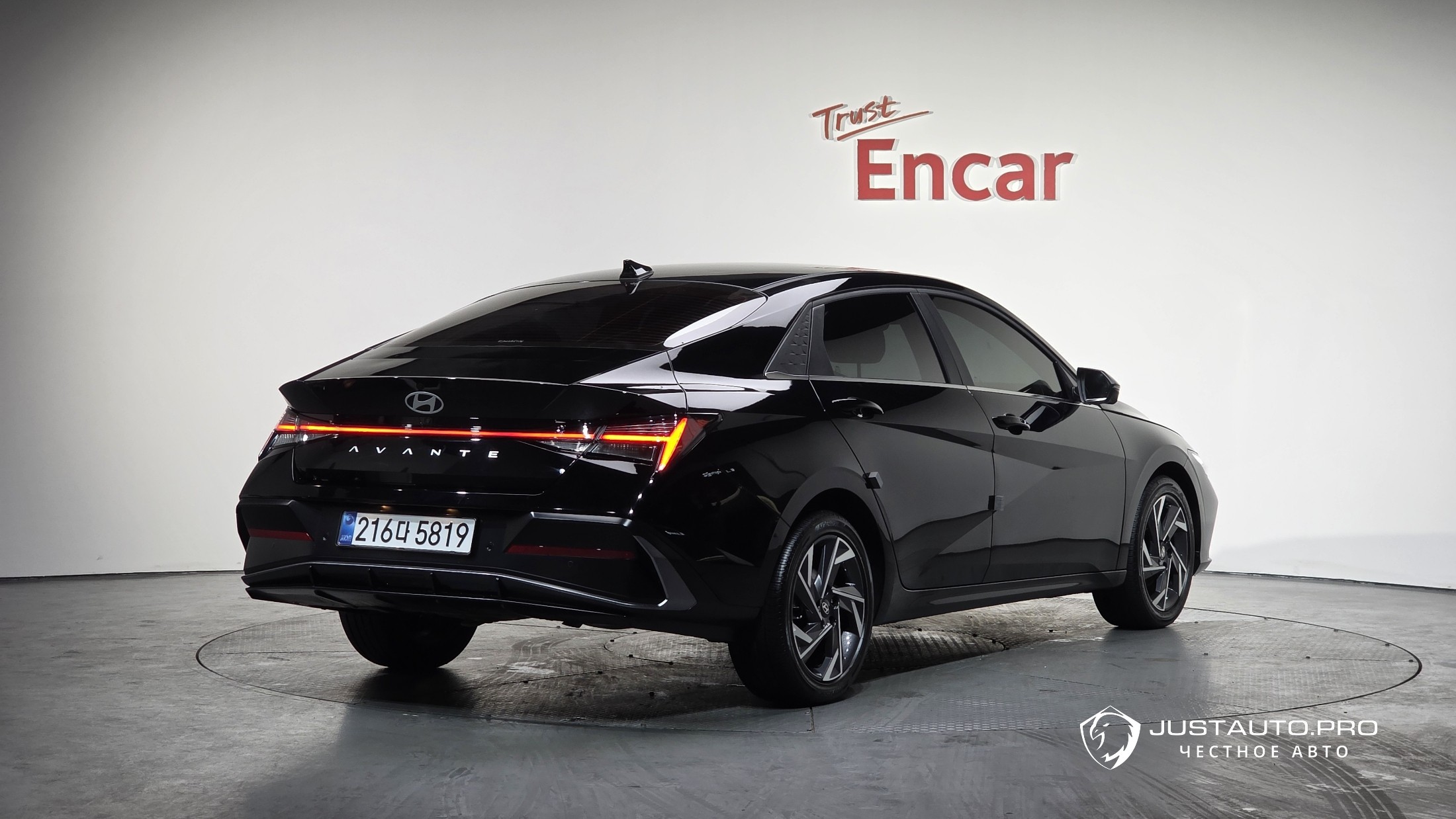 Автомобиль Hyundai AVANTE