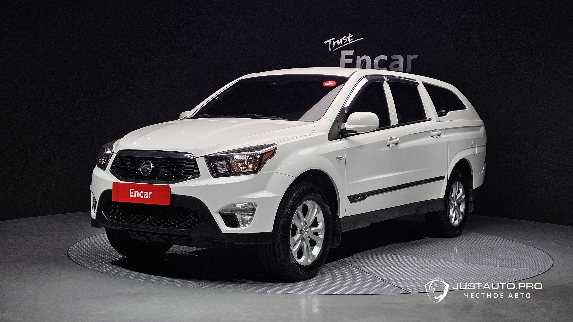 Автомобиль KG_Mobility_Ssangyong KORANDO