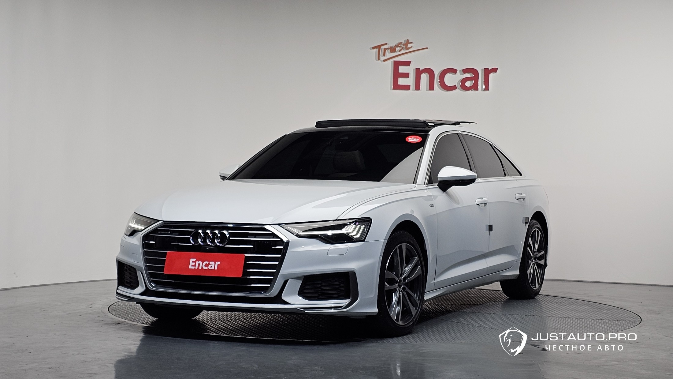 Автомобиль Audi A6