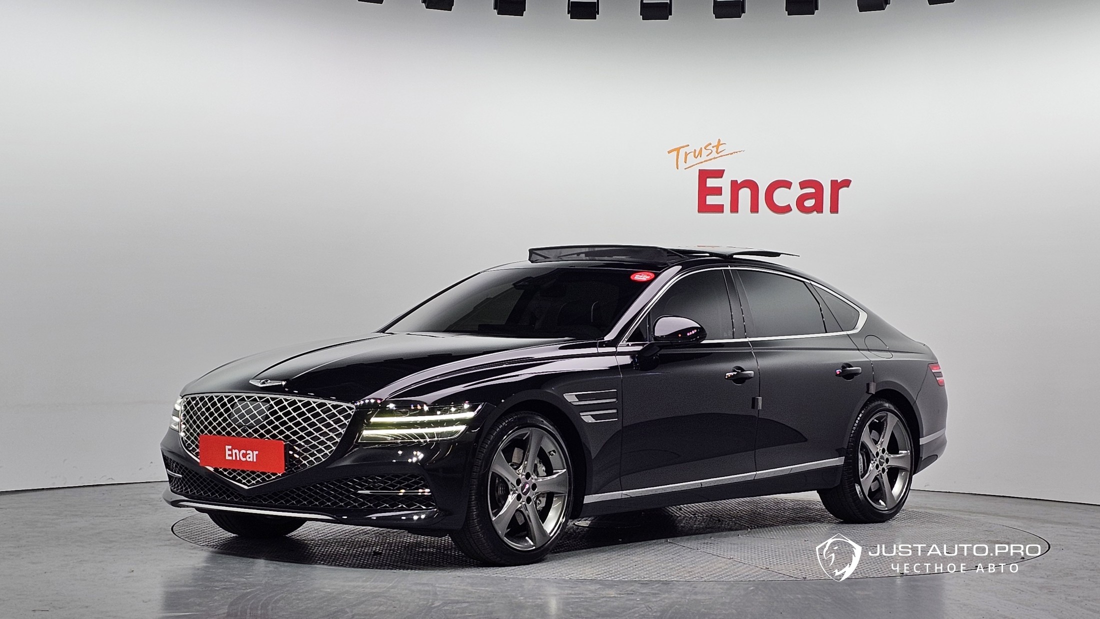 Автомобиль Genesis G80