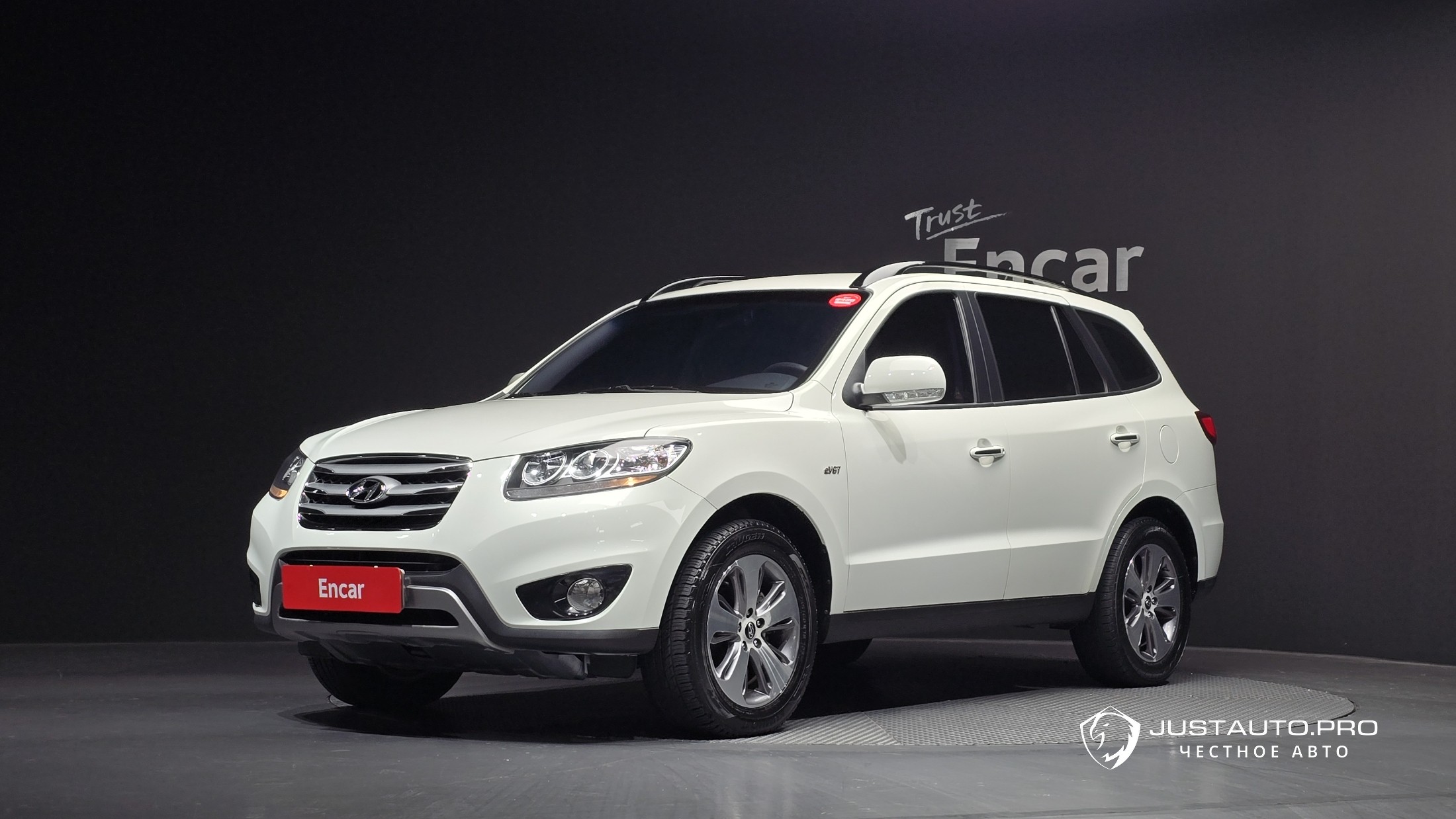 Автомобиль Hyundai Santafe