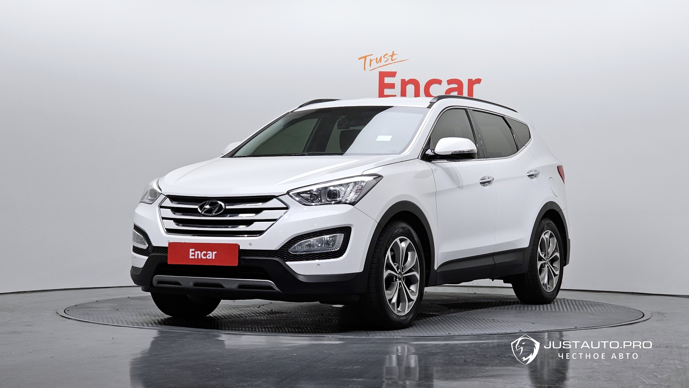 Автомобиль Hyundai Santafe