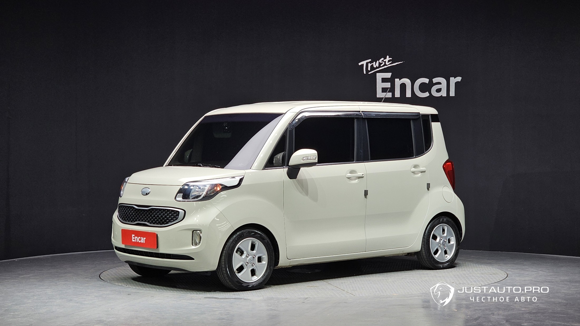 Автомобиль Kia RAY