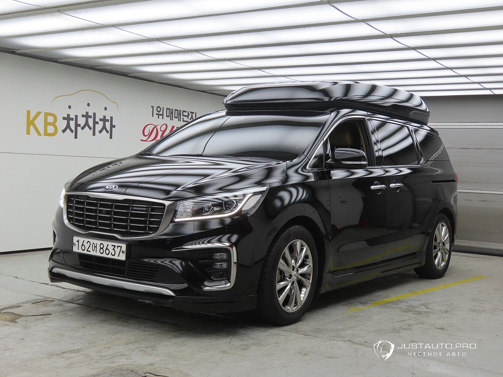 Автомобиль Kia Canival