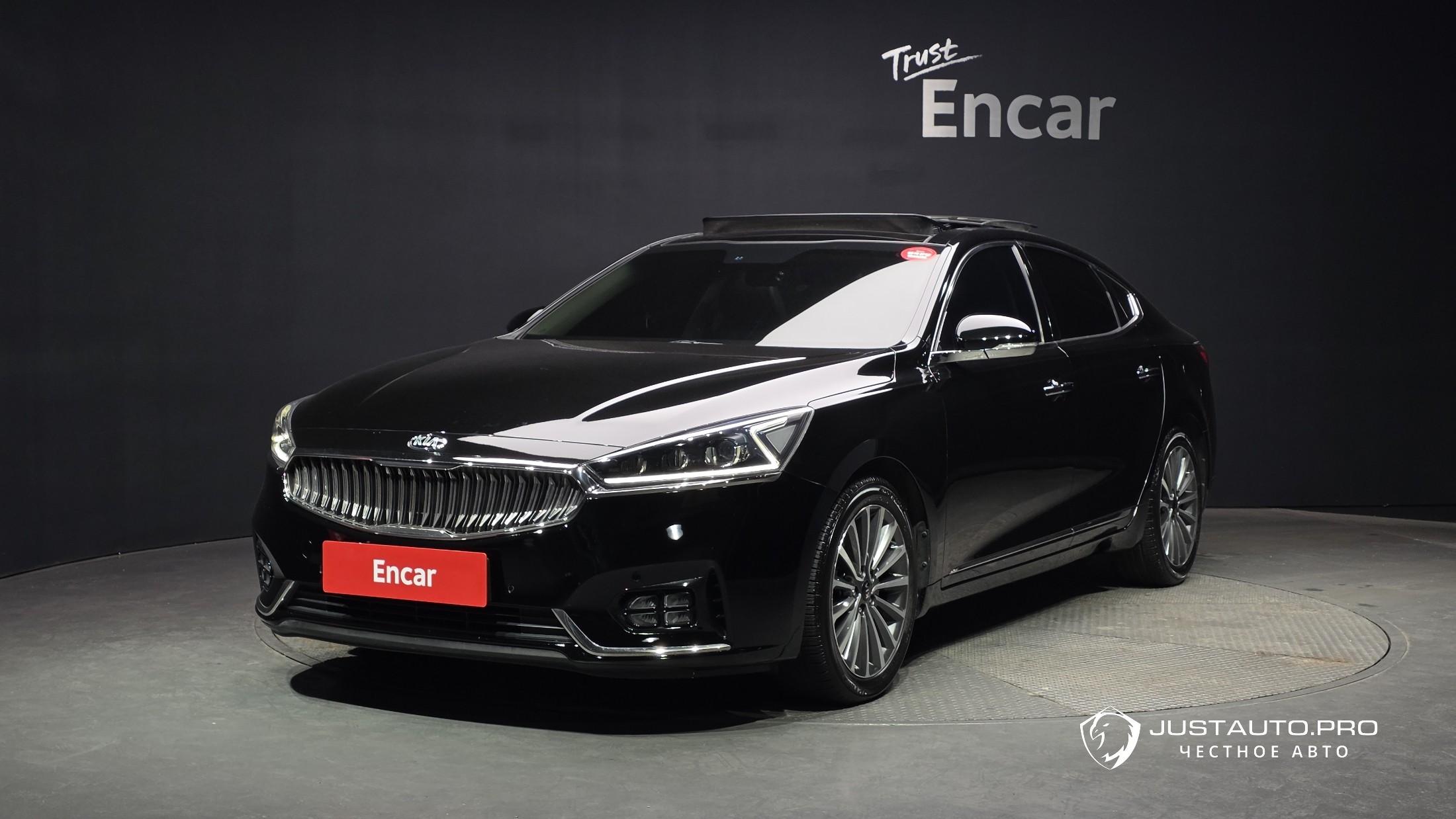 Автомобиль Kia K7