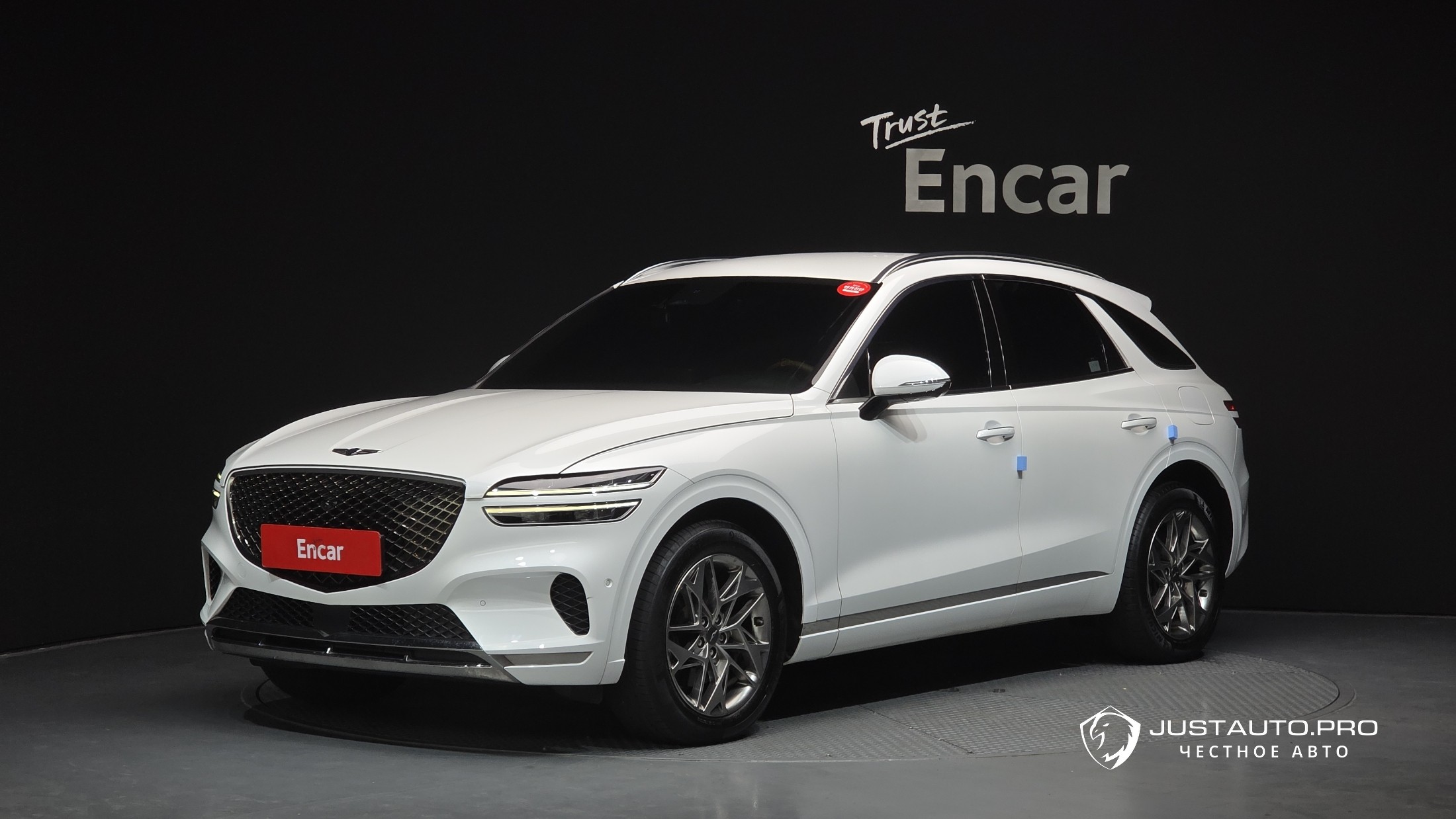 Автомобиль Genesis GV70