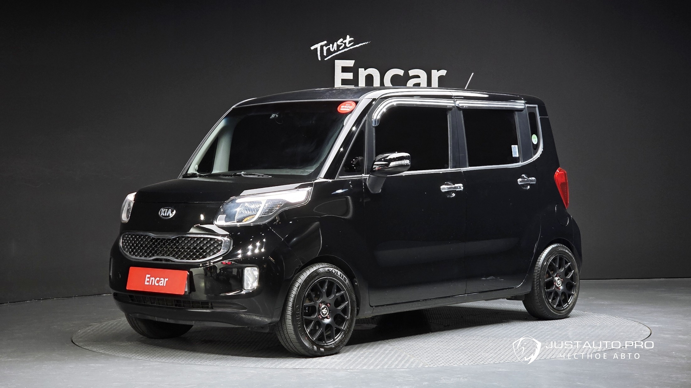 Автомобиль Kia RAY