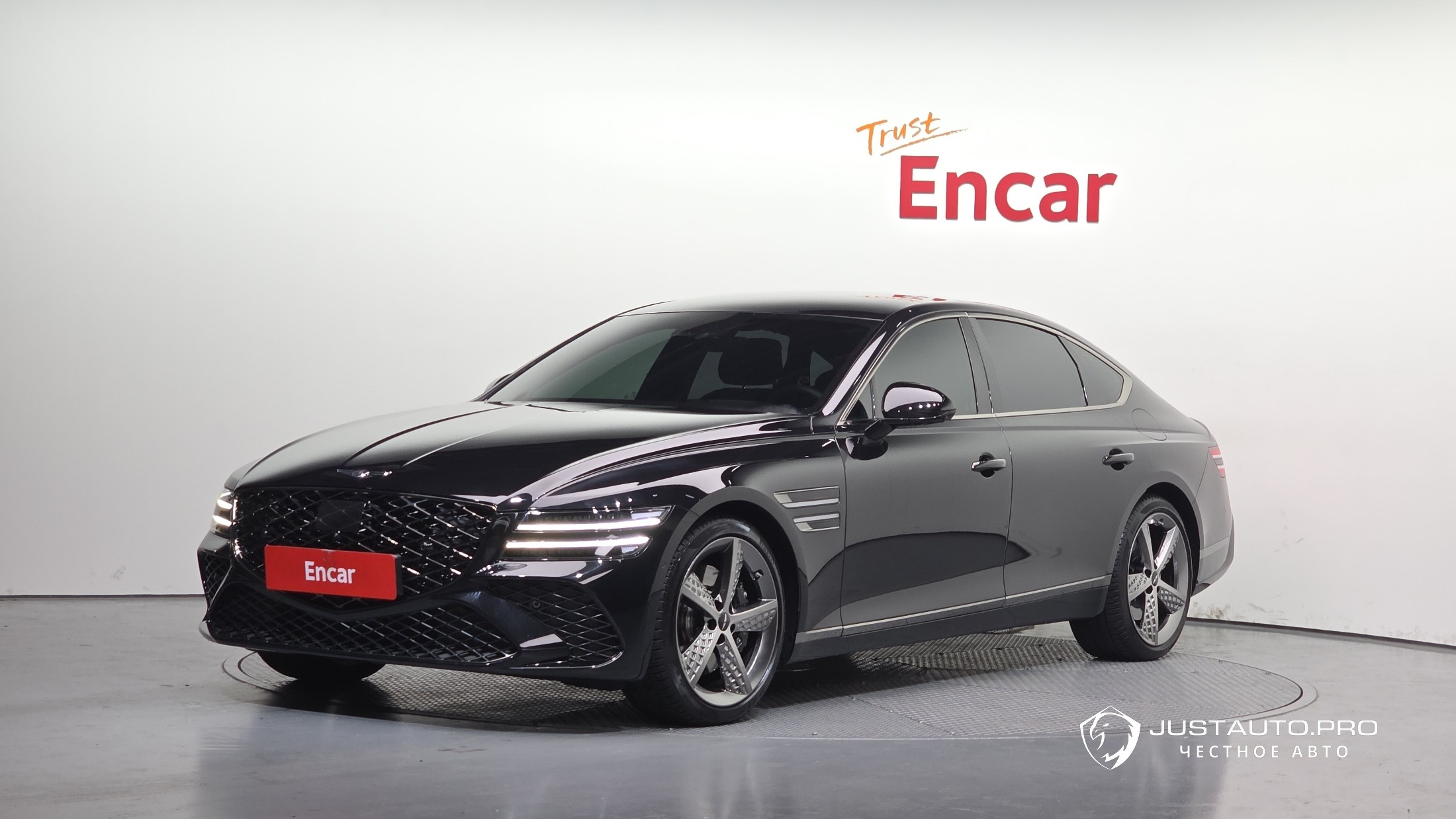 Автомобиль Genesis G80