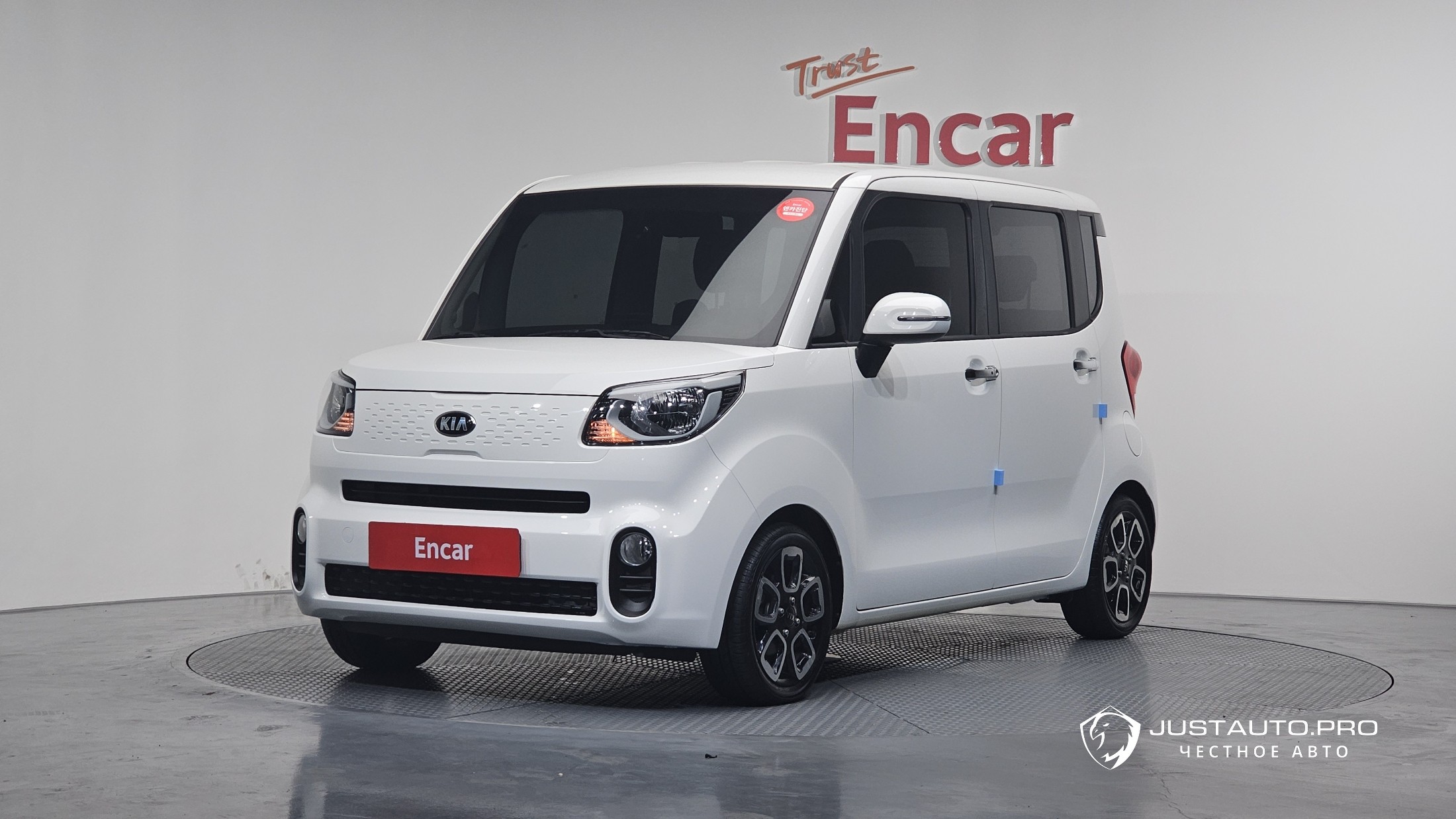 Автомобиль Kia RAY