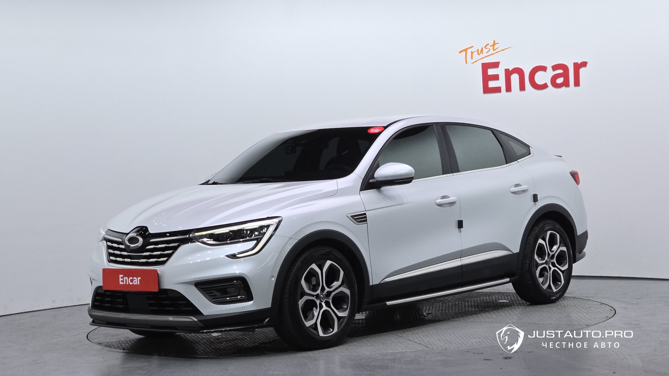 Автомобиль Renault-KoreaSamsung XM3