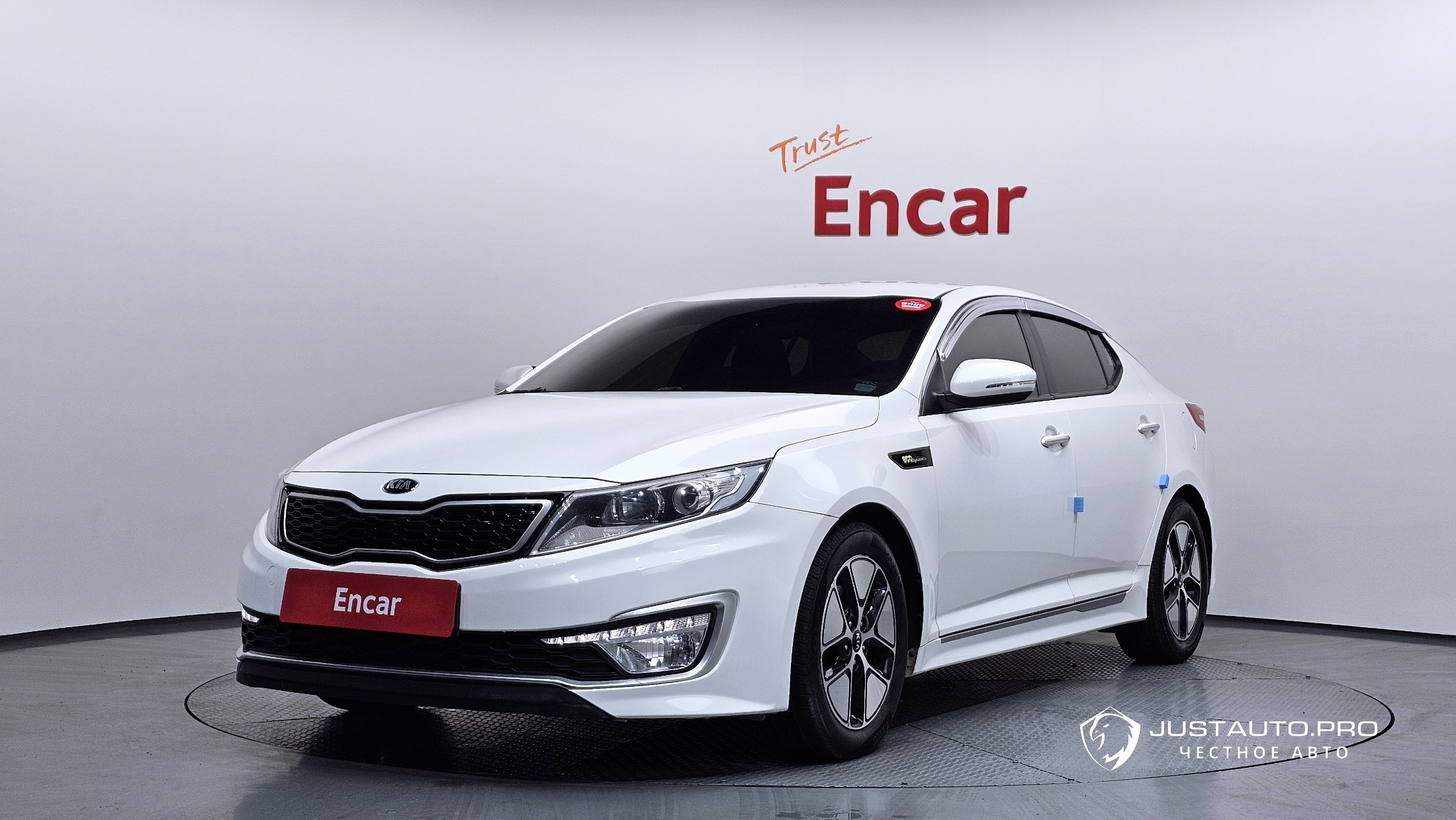 Автомобиль Kia K5