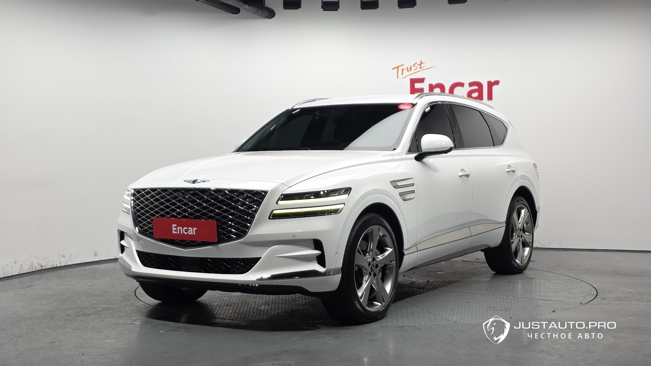 Автомобиль Genesis GV80