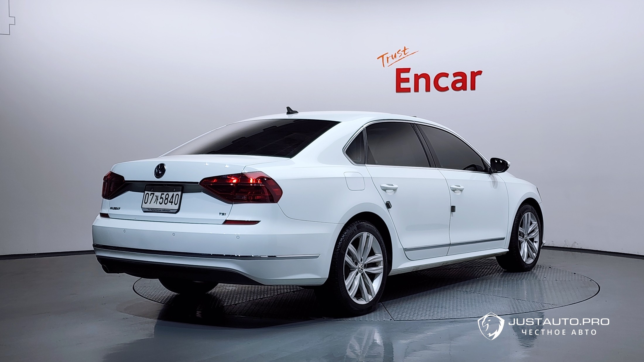 Автомобиль Volkswagen Passat