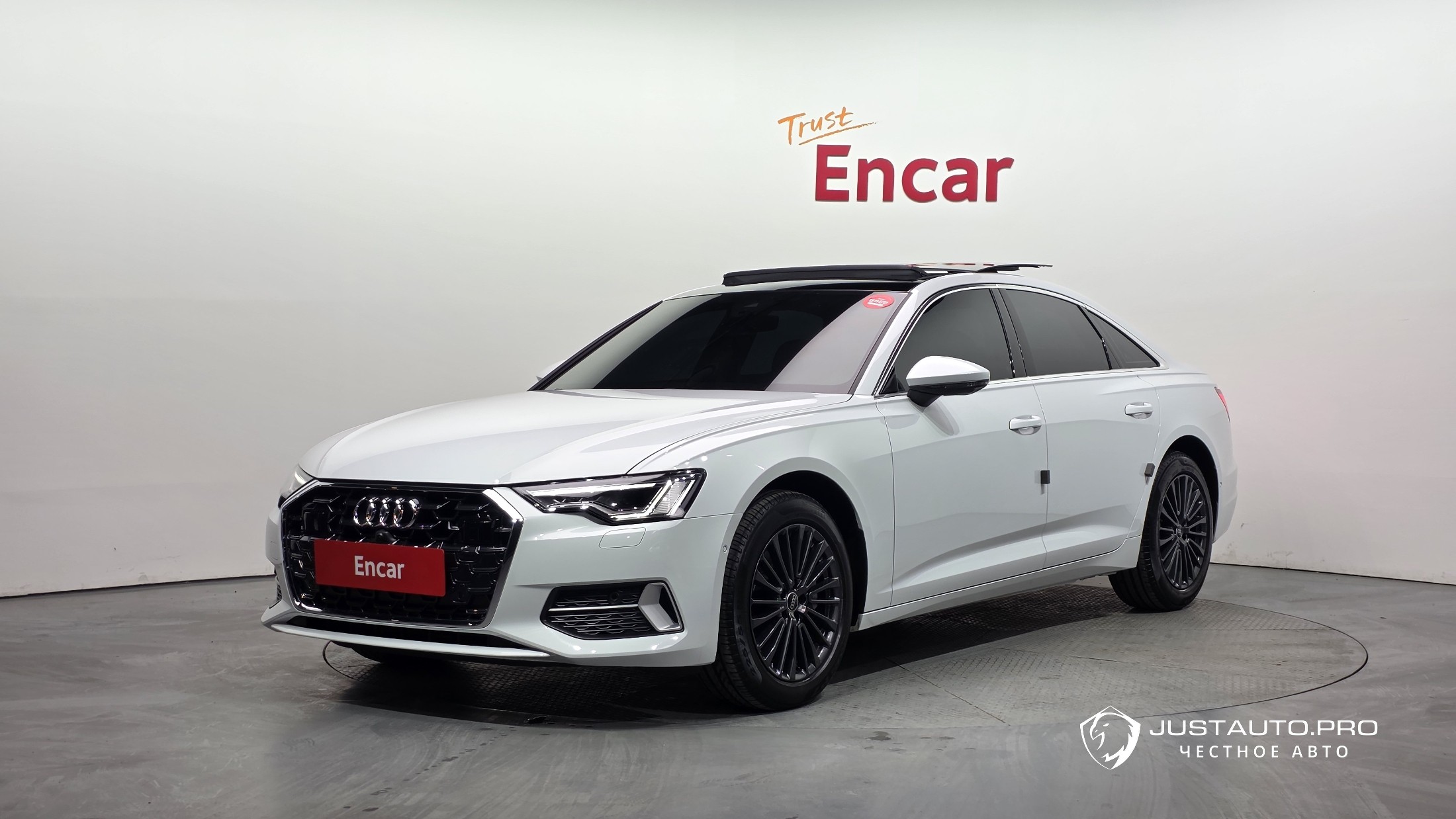 Автомобиль Audi A6