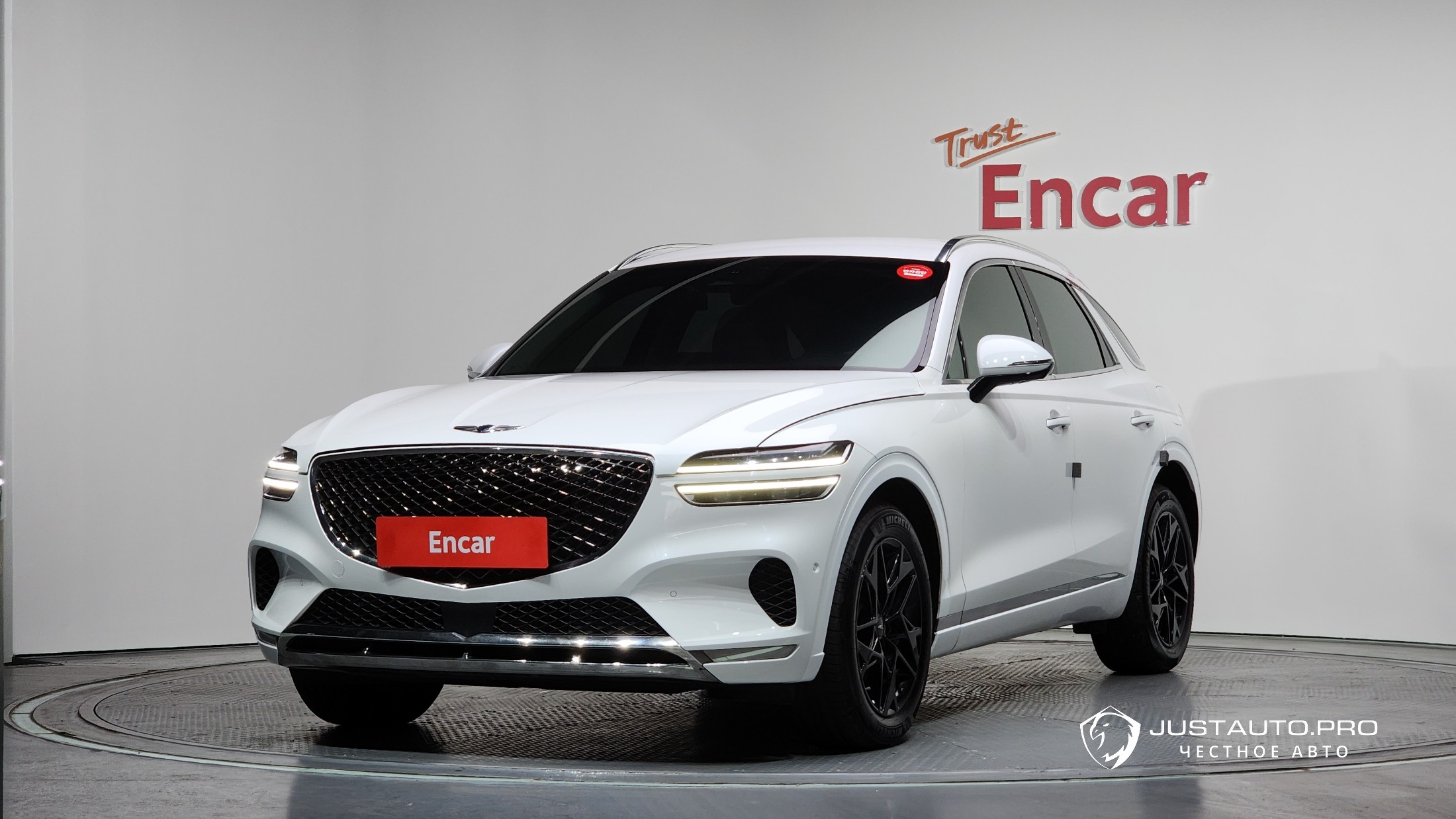 Автомобиль Genesis GV70