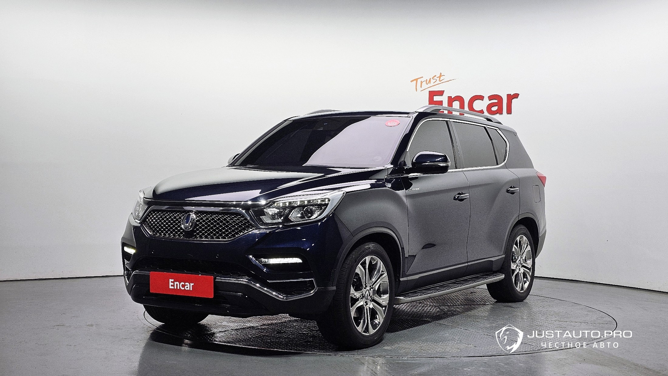 Автомобиль KG_Mobility_Ssangyong Rexton