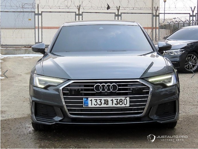 Автомобиль Audi A6