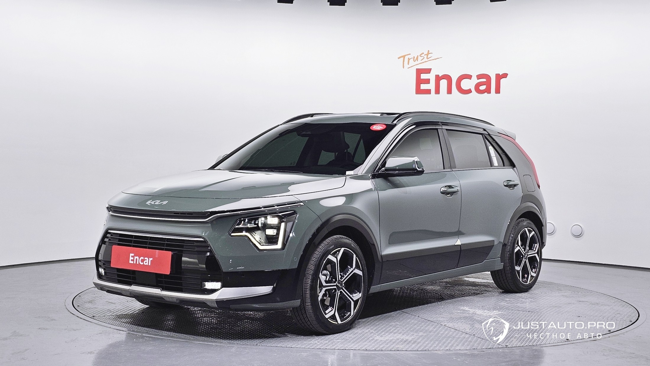 Автомобиль Kia Niro