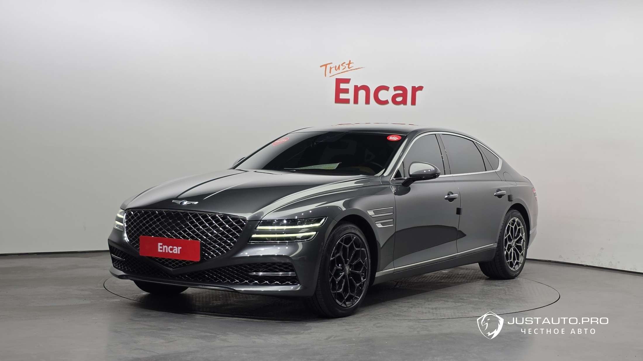 Автомобиль Genesis G80